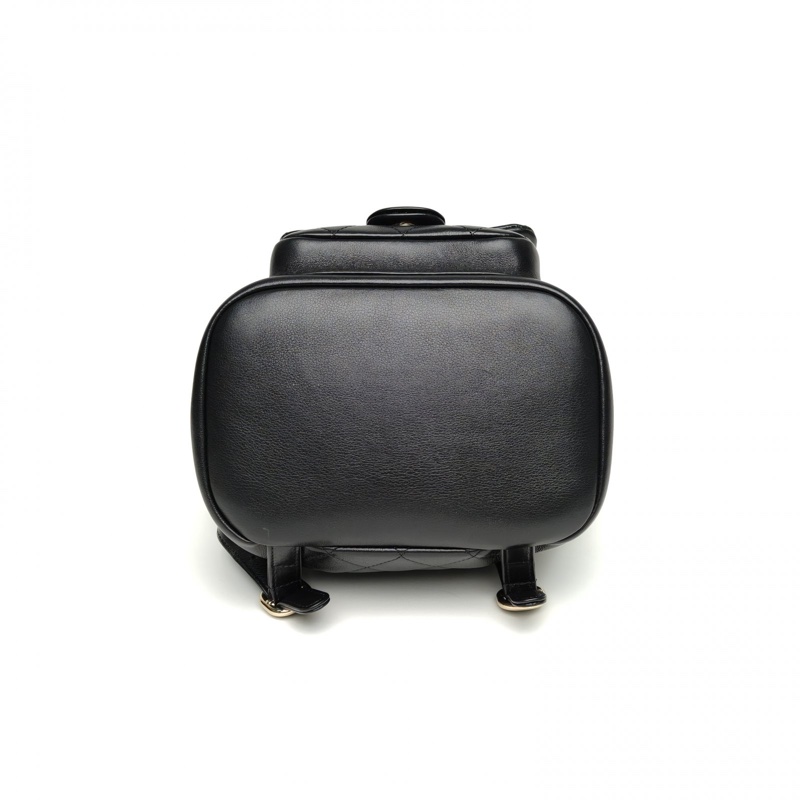 CHANEL Duma抽繩口蓋雙肩包單口袋小號黑色牛皮晶片金扣-3