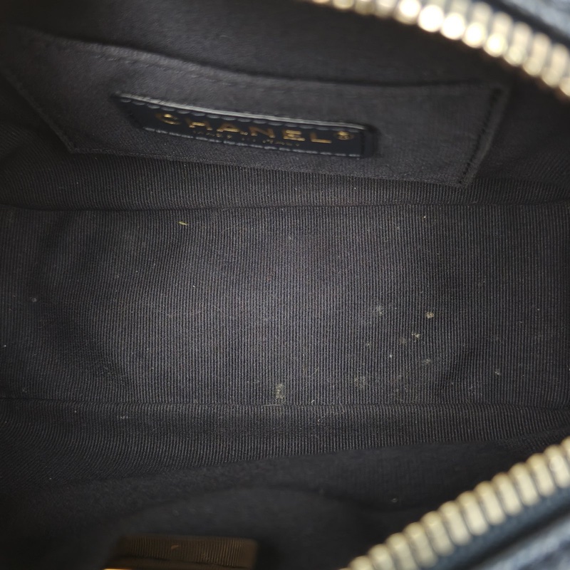 CHANEL 21K相機包寶石藍荔枝牛皮晶片金扣子彈調節扣肩帶-5