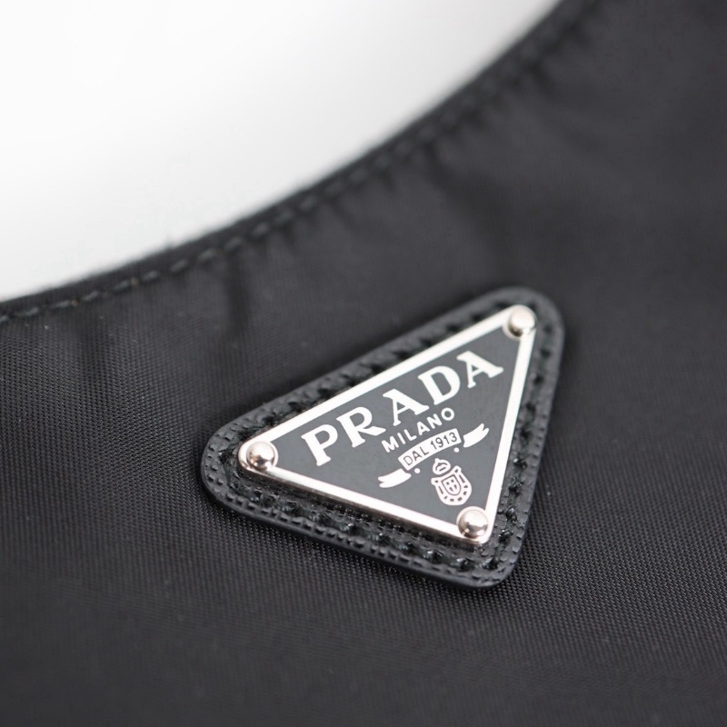 二手Prada hobo 三合一鏈條包-8