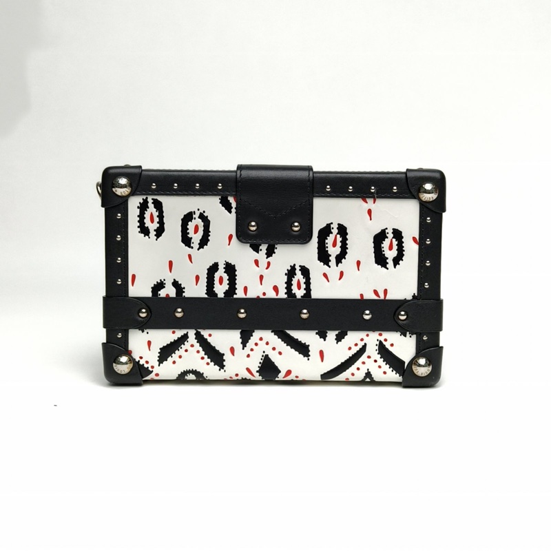 LOUIS VUITTON 圖案牛皮銀扣2015PETITEMALLE月光寶盒-2
