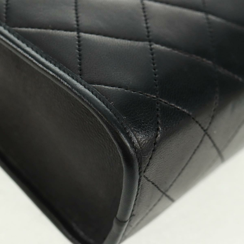 【日本直送】香奈兒 (CHANEL) Matelasse 羊皮手拿包,黑色,金色雙C標誌,貨號 162542AV-6