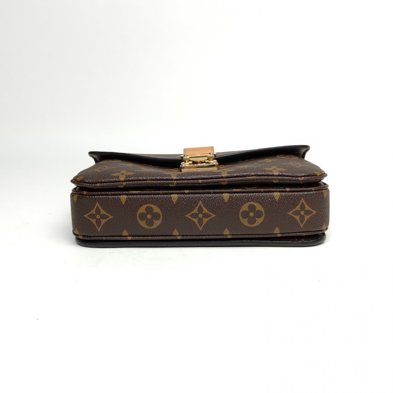 LOUIS VUITTON MetisPochetteEastWest橫版郵差包PVC金扣晶片-3