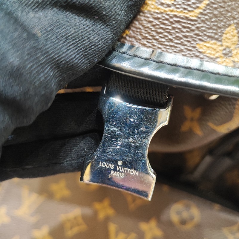 Louis Vuitton Zack-25