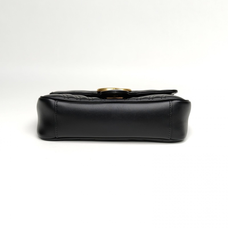 GUCCI GGMarmont肩背包Mini黑色牛皮金扣-3