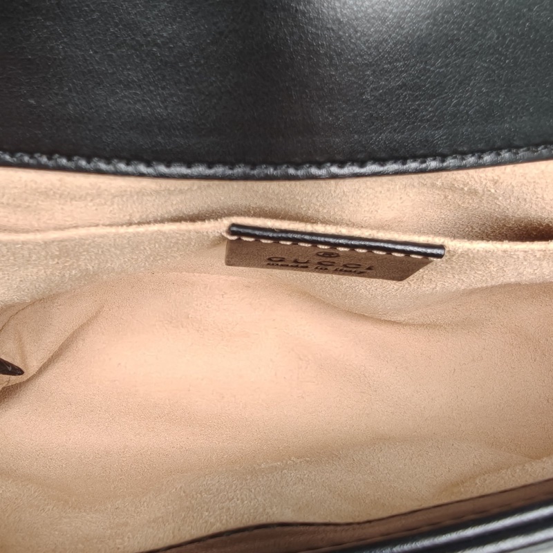 GUCCI GGMarmont肩背包Mini黑色牛皮金扣-5