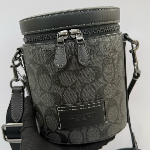 COACH 蔻馳 黑色PVC帆布SIGNATURE斜背包 C9843
