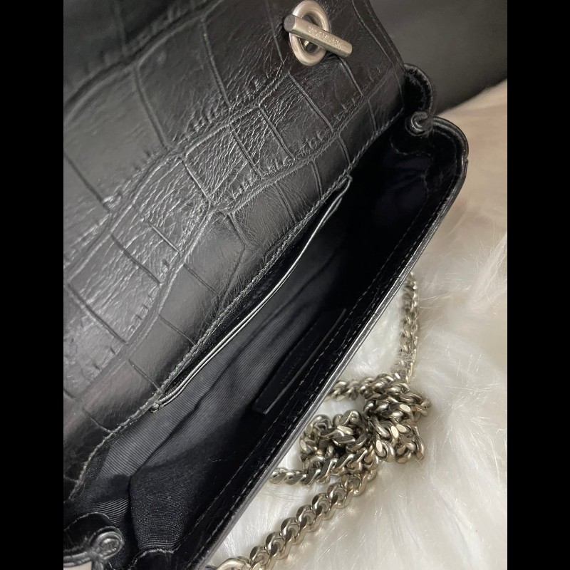 YSL Saint Laurent Paris 鱷魚壓紋皮革Baby Monogram 鏈帶包-19