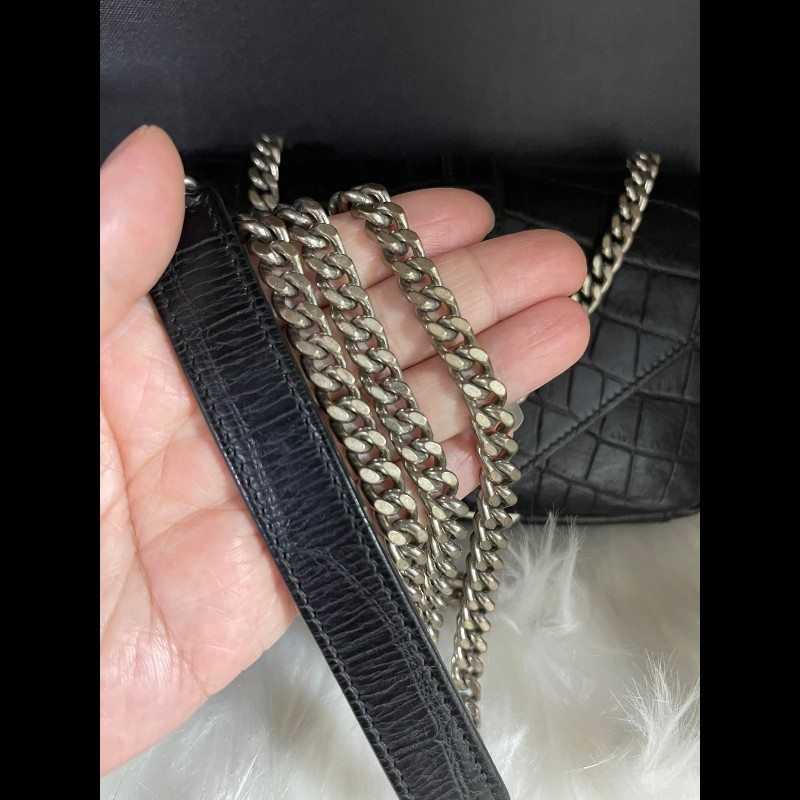 YSL Saint Laurent Paris 鱷魚壓紋皮革Baby Monogram 鏈帶包-24