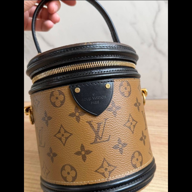 LV 路易家 Cannes 老花發財桶-6