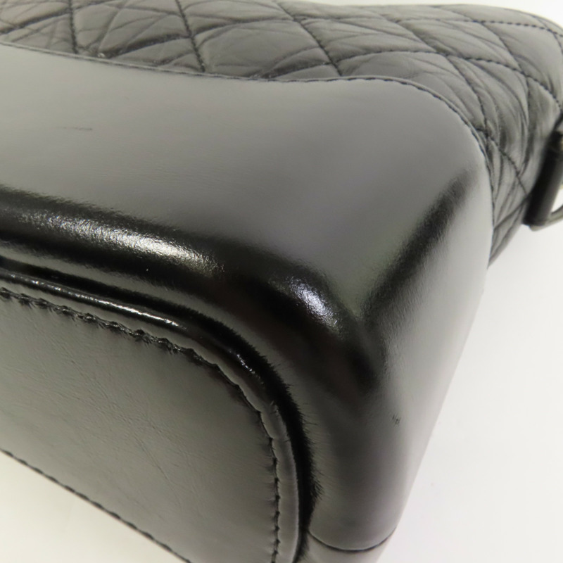 CHANEL 牛皮皮革Gabrielle Medium鏈帶肩背袋-11