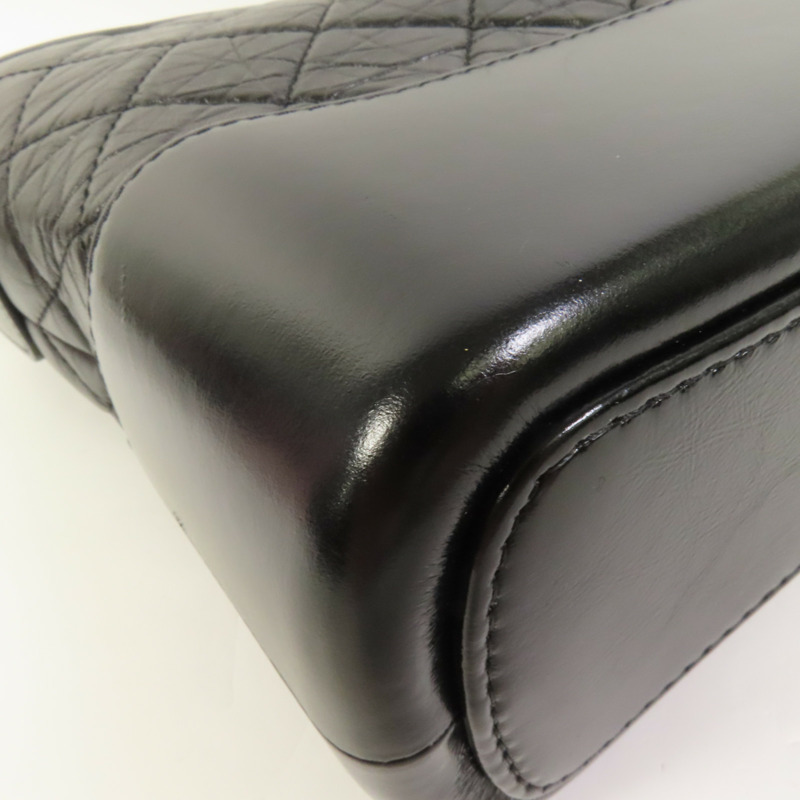 CHANEL 牛皮皮革Gabrielle Medium鏈帶肩背袋-14