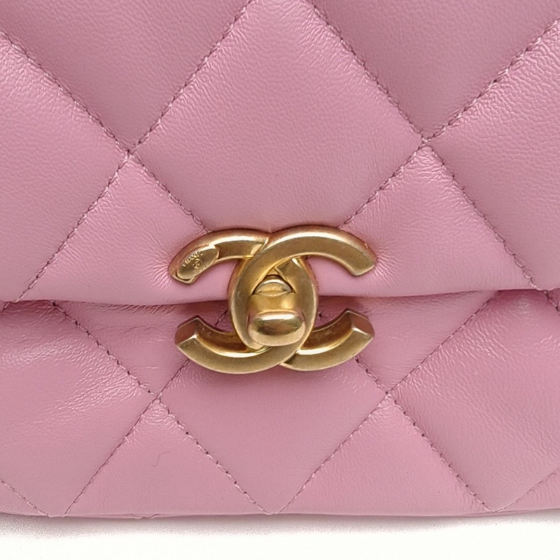 CHANEL 22S粗漆面鏈條拼接鏈條方胖子粉色羊皮晶片開金扣-4