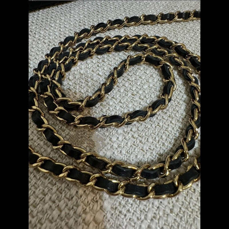 Chanel Vintage山茶花黑色緞面冰格CF-19