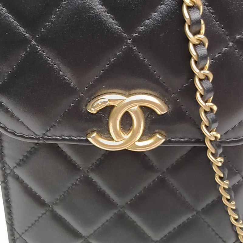 CHANEL 21A翻蓋手機包黑色牛皮31開金扣雙金珠皮穿鏈-4