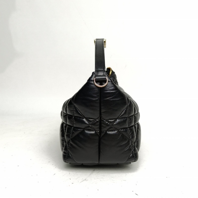 DIOR DiortravelNomad飯盒包中號黑色牛皮金扣藤格紋-1