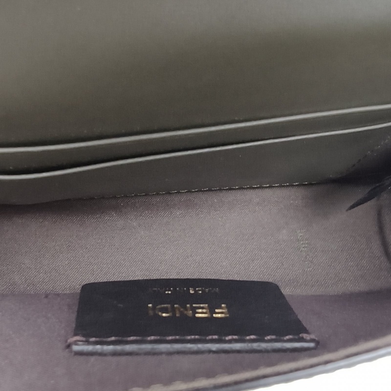 FENDI 綠色牛皮FFWOC斜跨兩用腰包鏈條包-4