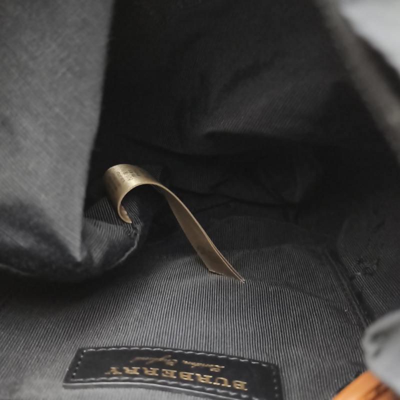 Burberry TheRucksack軍旅雙肩包小號黑色尼龍-4