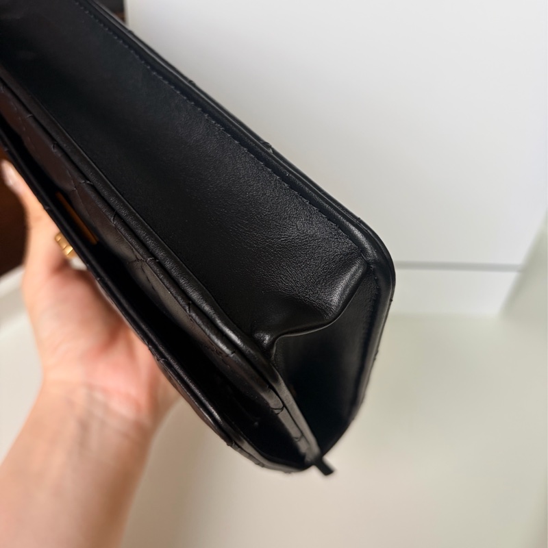 香奈兒Chanel 2.55 經典款黑金WOC(黑色、金釦)晶片款-7