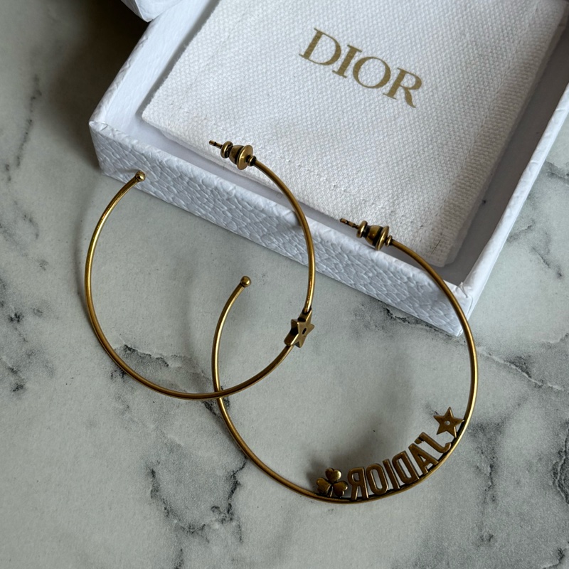 Dior金色半圓字母耳環❤️🔥❤️🔥❤️🔥-1