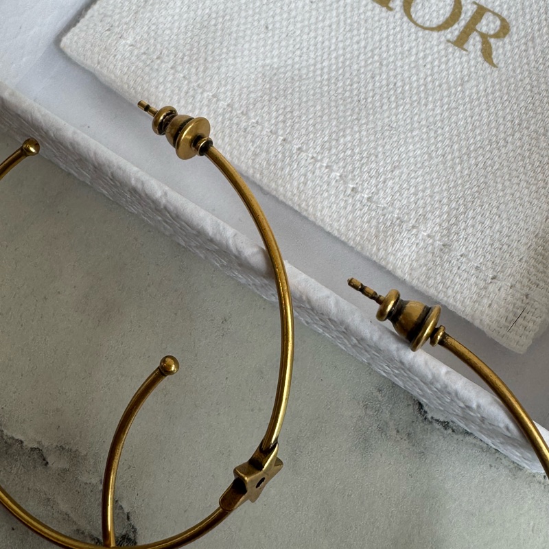 Dior金色半圓字母耳環❤️🔥❤️🔥❤️🔥-3