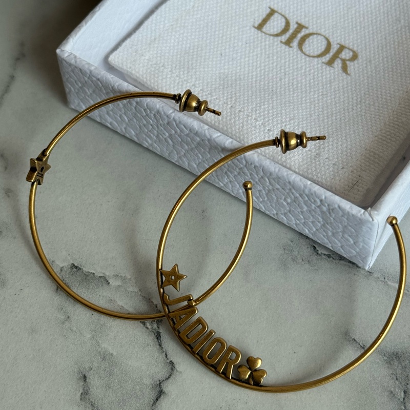 Dior金色半圓字母耳環❤️🔥❤️🔥❤️🔥-5