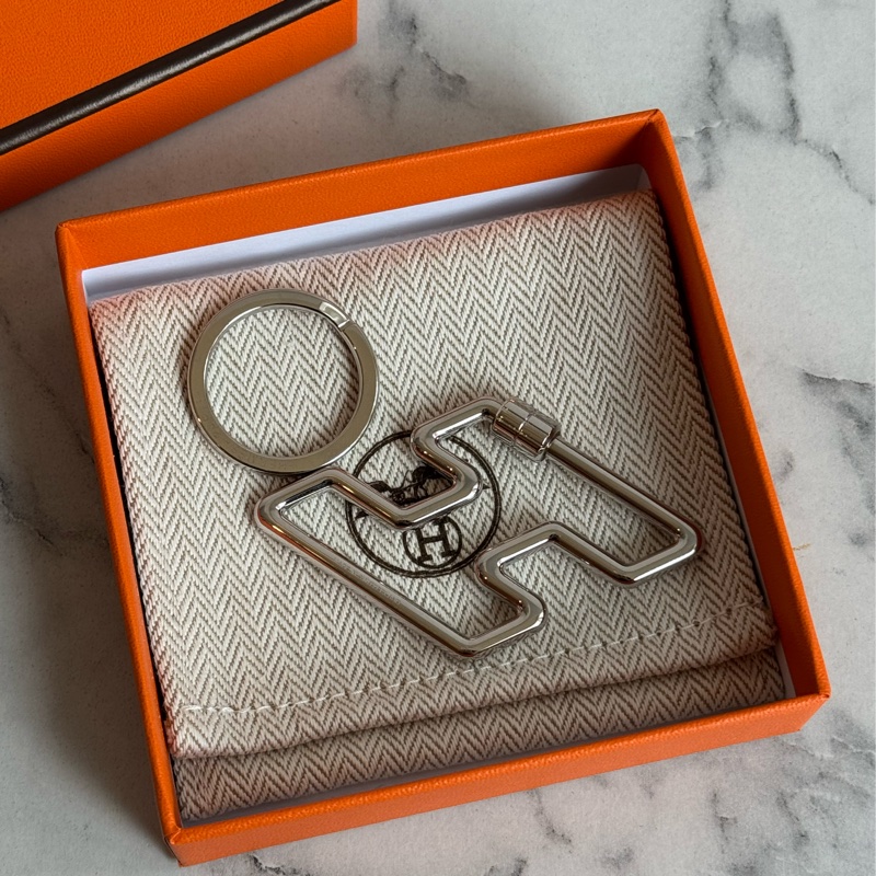 Hermea銀色H造型包釦/鑰匙圈-1