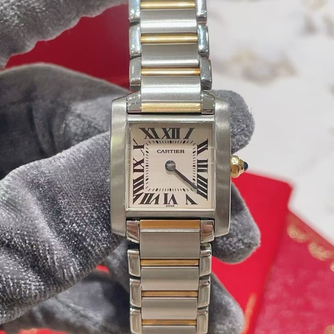 卡地亞Tank系列W51007Q4石英女表