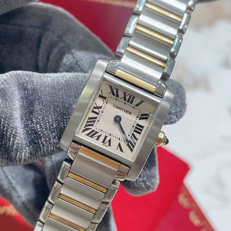 卡地亞Tank系列W51007Q4石英女表-2