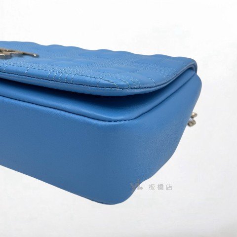 Y2027-BURBERRY LOLA絎縫藍色小羊皮鏈帶包-7