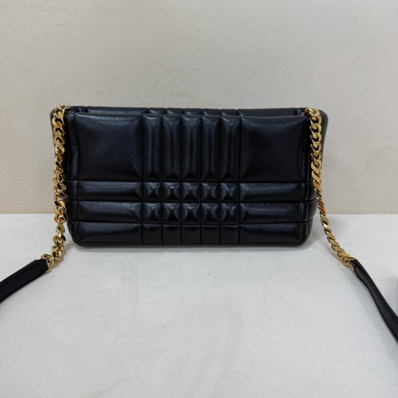 Burberry 鏈條包 黑色金扣斜背包23*13 98新配件塵袋-7