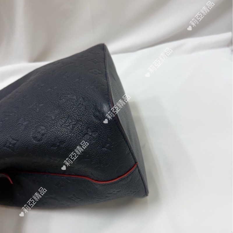 莉亞精品♡ Lv M45306 藍壓紋水桶 二手-9