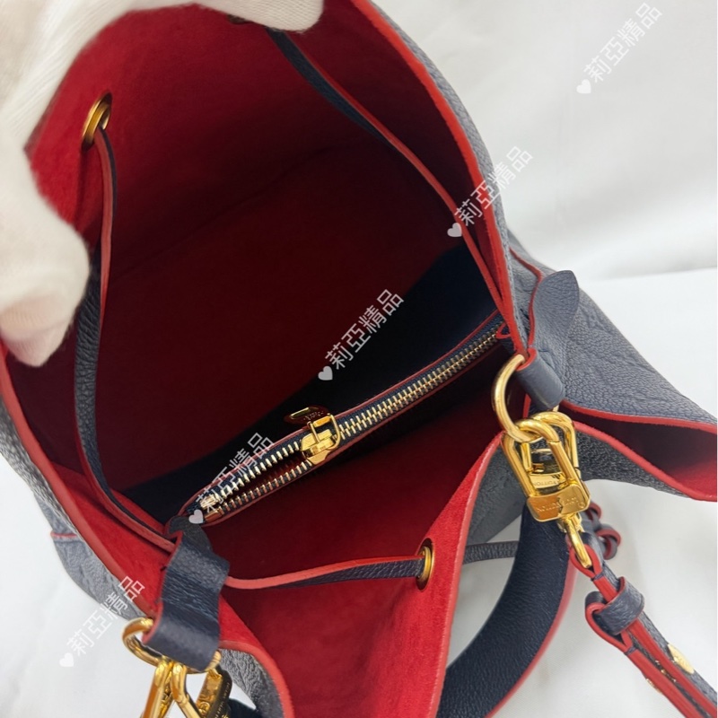 莉亞精品♡ Lv M45306 藍壓紋水桶 二手-11