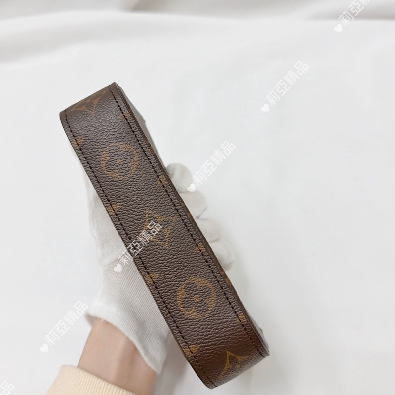 莉亞精品♡ Lv M80091 三合一綠背帶 二手-6
