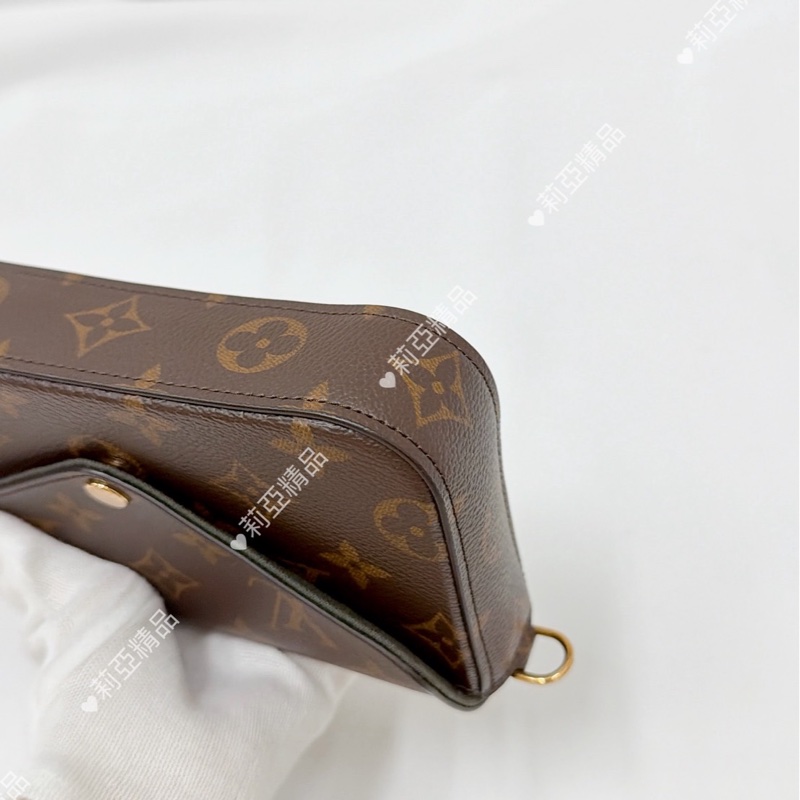 莉亞精品♡ Lv M80091 三合一綠背帶 二手-8