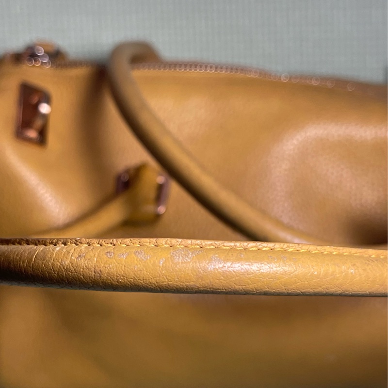 正品PRADA Saffiano Leather Bauletto 黃色包-3