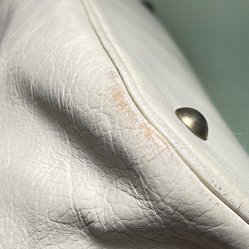 正品YSL Yves Saint Laurent 的經典Muse-5