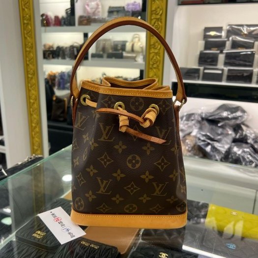 東區正精品㊣LV NOE MINI M42227 原花抽繩束口金釦手提水桶包迷你款 RZ6380-0