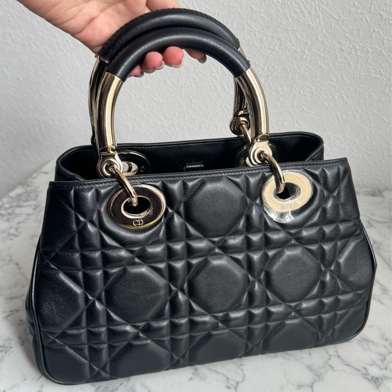 Dior黑色藤格紋淡金手提兩用包-2