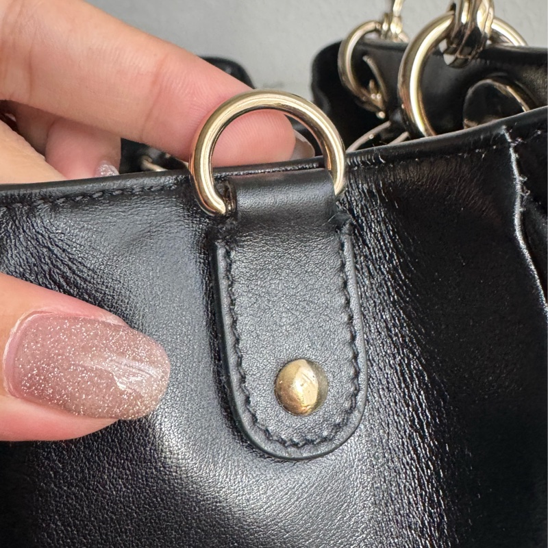 Dior黑色藤格紋淡金手提兩用包-11