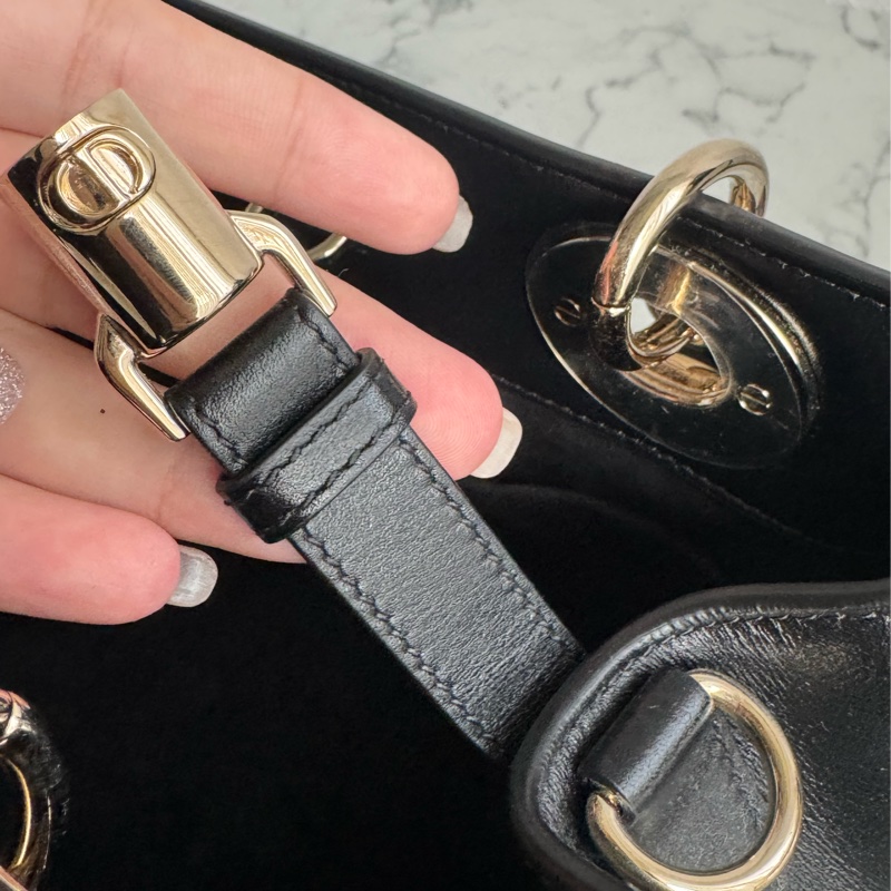 Dior黑色藤格紋淡金手提兩用包-34