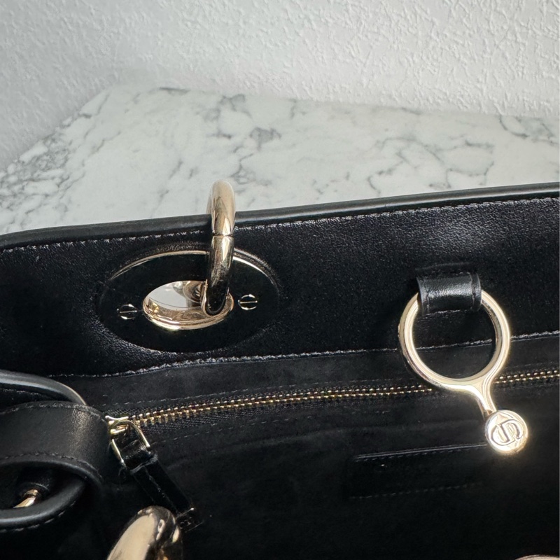 Dior黑色藤格紋淡金手提兩用包-40