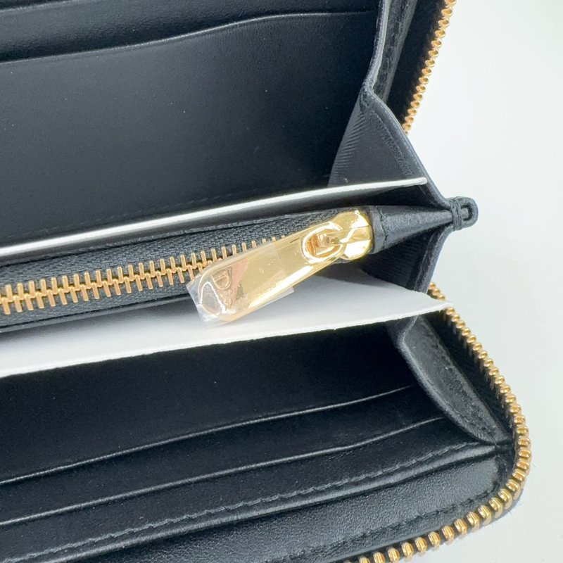 DIOR黑色羊皮MCaro薄款拉鍊的長夾(膠膜還在)-9