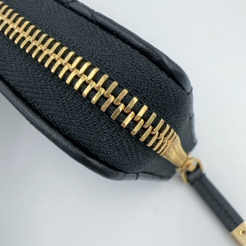 DIOR黑色羊皮MCaro薄款拉鍊的長夾(膠膜還在)-13