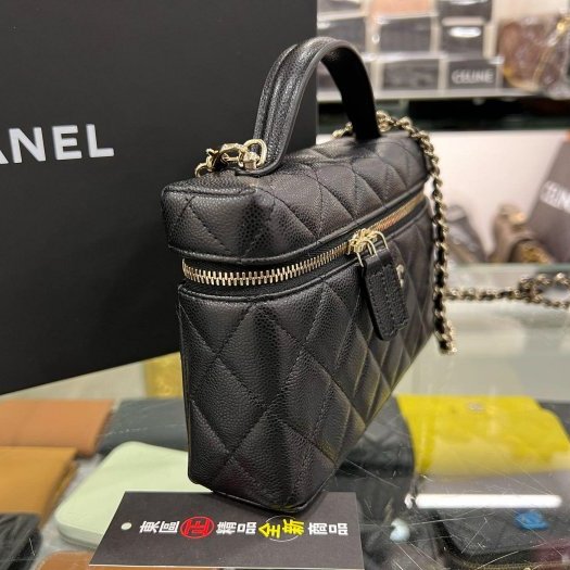 東區正精品㊣CHANEL AP4385 全新香奈兒黑色荔枝牛皮金色雙C手把金鍊雙拉鏈化妝箱飯盒包斜背包 RZ6381-2