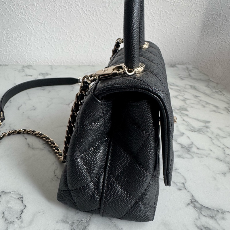 Chanel黑荔枝淡金雙C mini handle-2