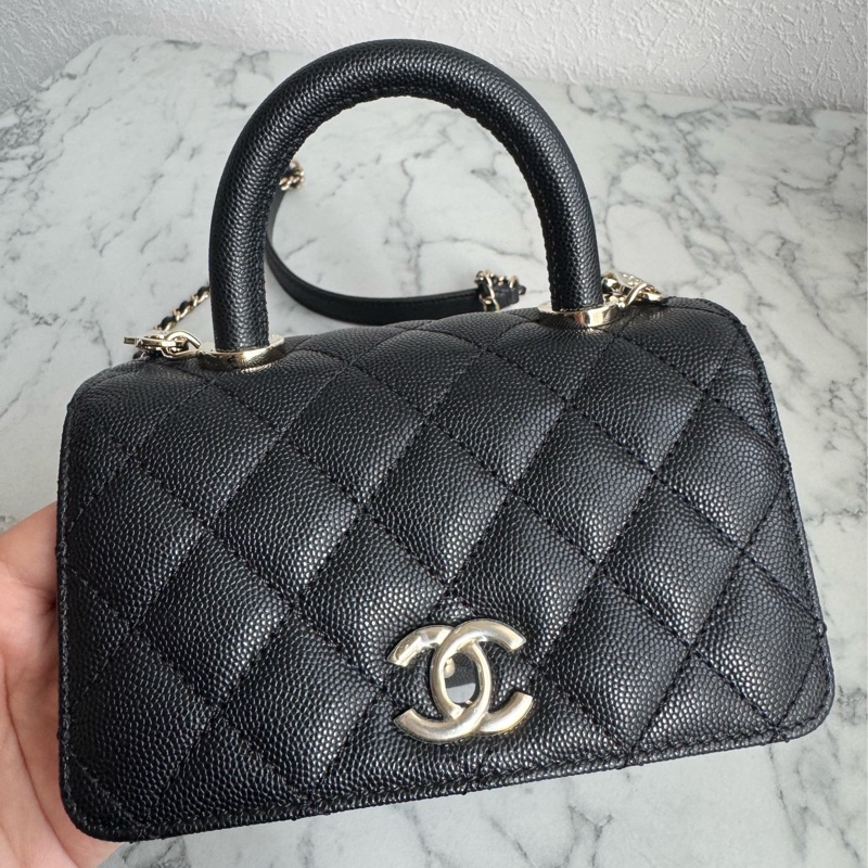 Chanel黑荔枝淡金雙C mini handle-13