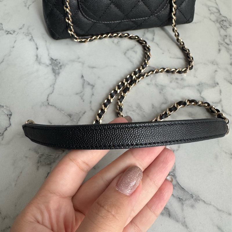 Chanel黑荔枝淡金雙C mini handle-29