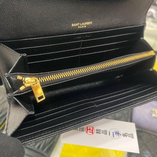 東區正精品㊣YSL Saint Laurent 372264 黑色荔枝皮金字 LOGO 信封釦子長夾 RZ6384-3
