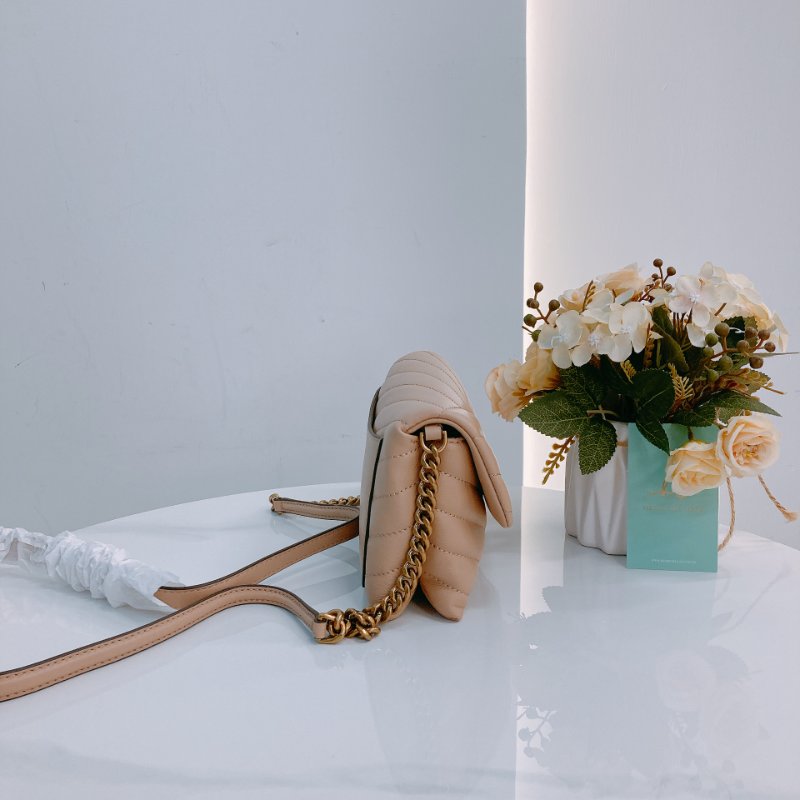 MS0670 Tory Burch 湯麗柏琦 Kira Chevron Chain Wallet Leather Beige x GHW-2