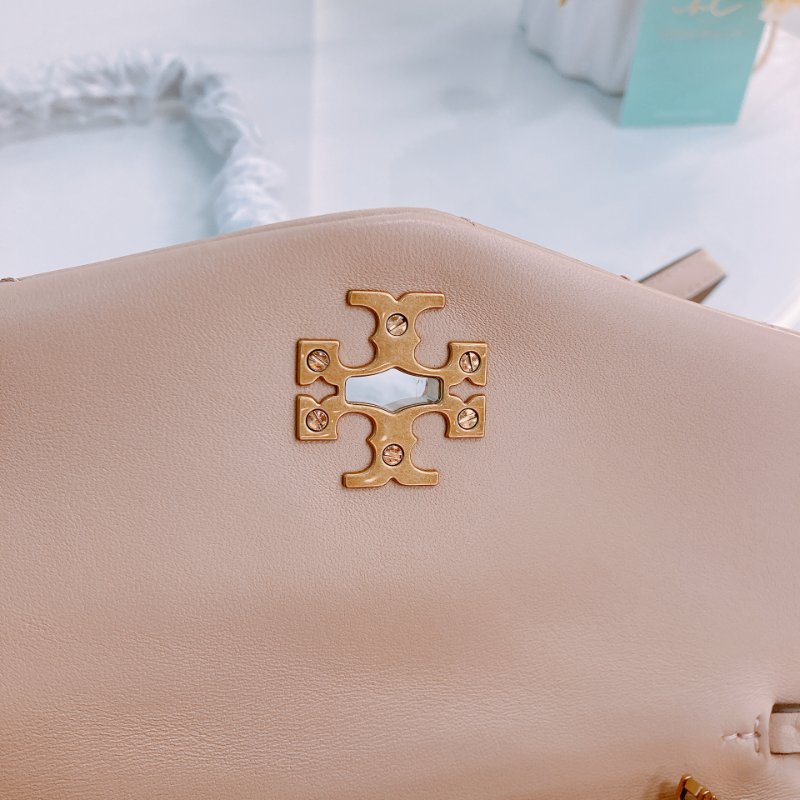 MS0670 Tory Burch 湯麗柏琦 Kira Chevron Chain Wallet Leather Beige x GHW-16